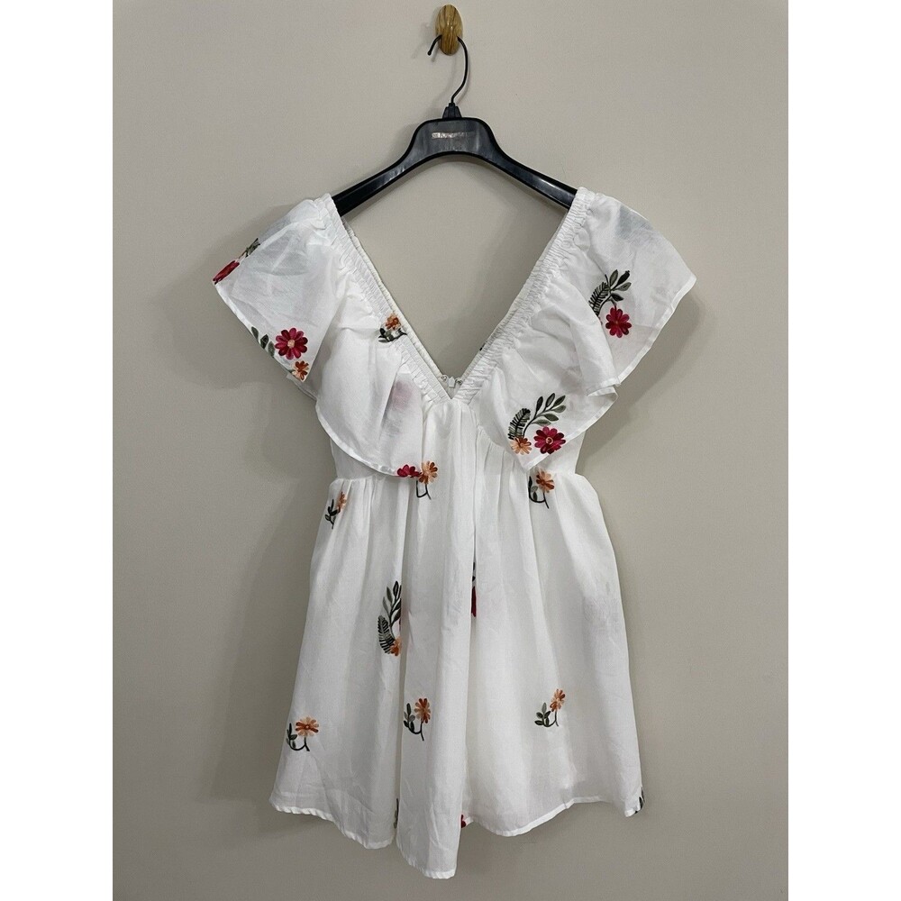 Lulus White Embroidered Flutter Sleeve Mini Dress NWT Size M Medium - Picture 3 of 8